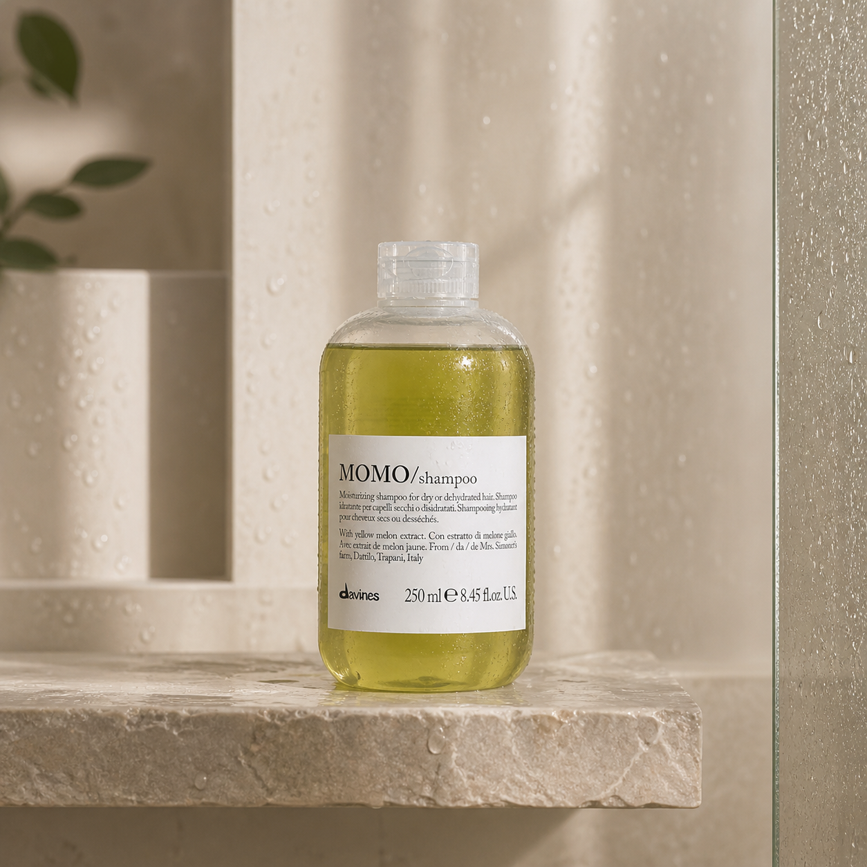 Momo Shampoo l Davines