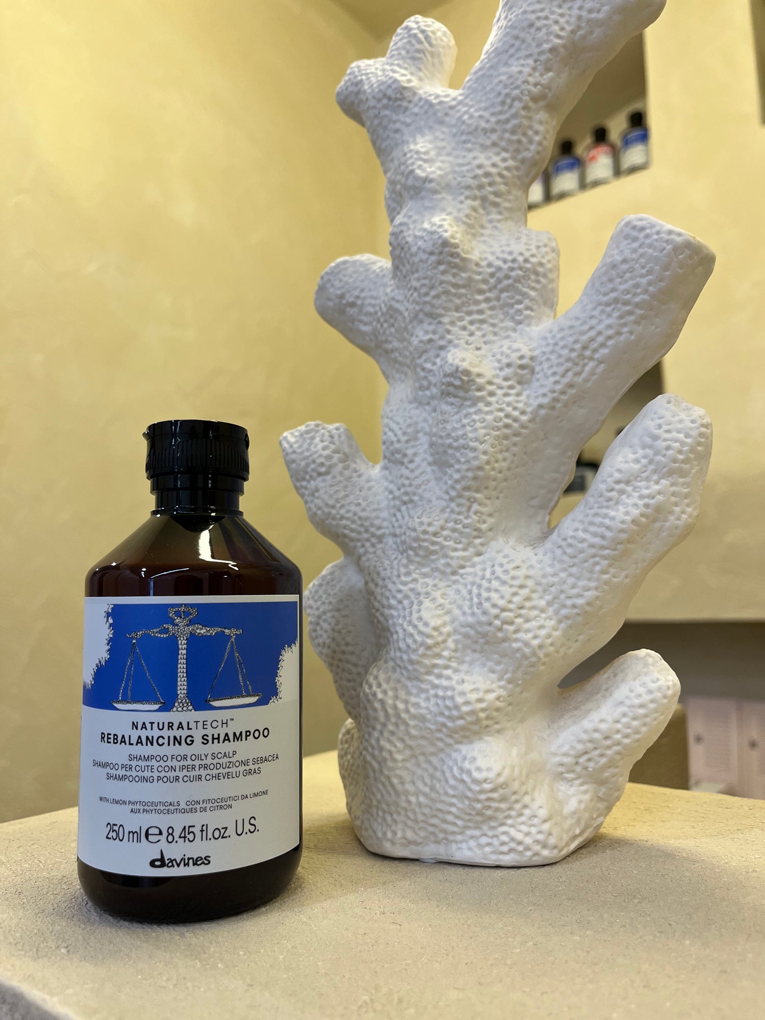 Rebalancing Shampoo l Davines